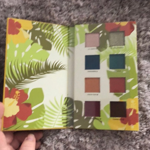 Alamar eyeshadow - Picture 4 of 4